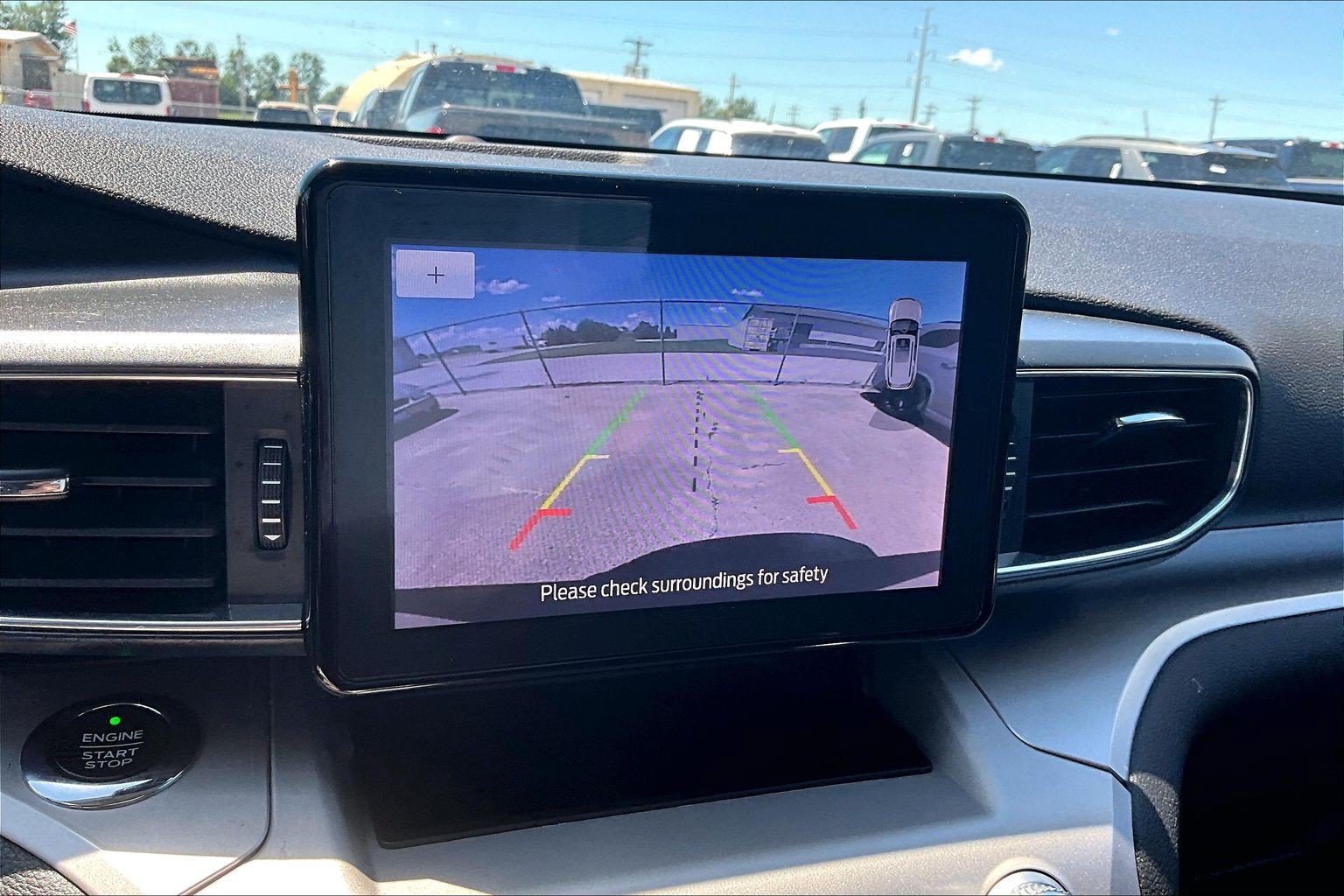 Used 2020 Ford Explorer XLT w/ Equipment Group 202A RWD image 30