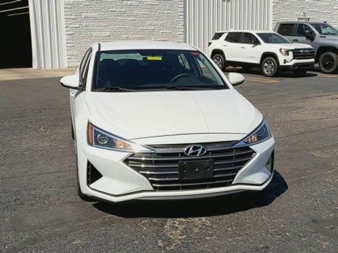 Used 2019 Hyundai Elantra SE w/ Cargo Package image 3