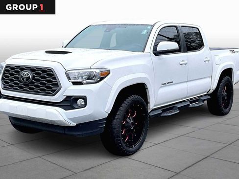Certified 2021 Toyota Tacoma TRD Sport image 1