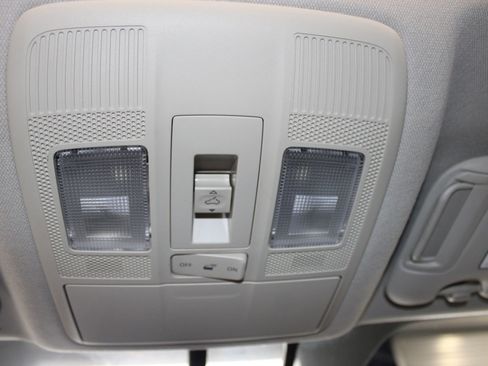 Used 2015 MAZDA MAZDA3 s Grand Touring image 21