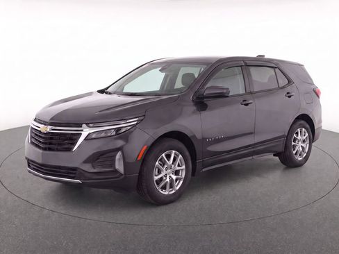 Used 2023 Chevrolet Equinox LT FWD image 3