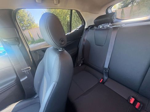 Used 2025 Buick Encore GX Preferred image 38