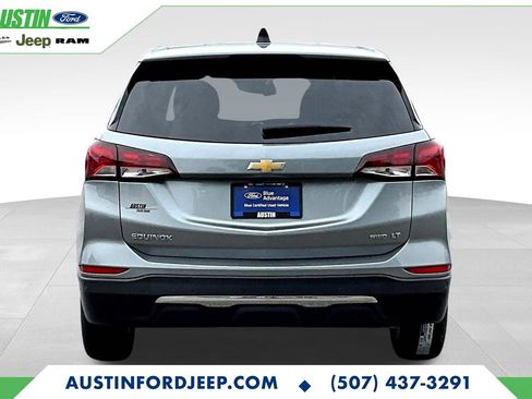 Used 2023 Chevrolet Equinox LT w/ Driver Convenience Package image 6