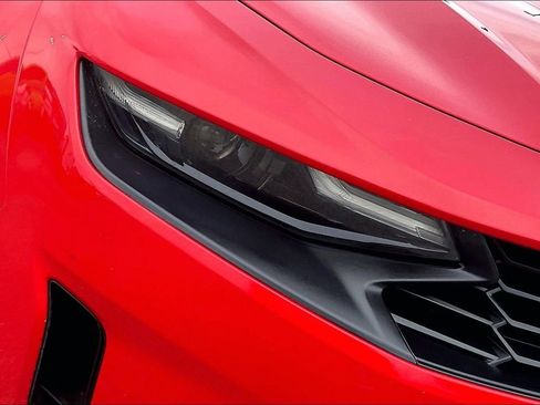 Used 2020 Chevrolet Camaro LT RWD image 26