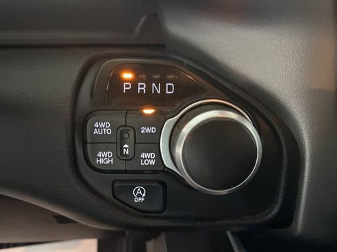 Used 2020 RAM 1500 Big Horn AWD/4WD image 18