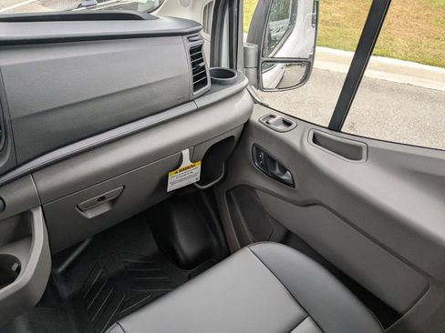 New 2025 Ford Transit 150 Low Roof AWD w/ Exterior Upgrade Package image 17