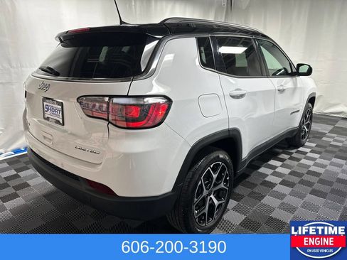 Used 2025 Jeep Compass Limited AWD/4WD image 6