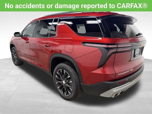 Certified 2025 Chevrolet Traverse LT w/ Sun and Wheel Package AWD/4WD image 5