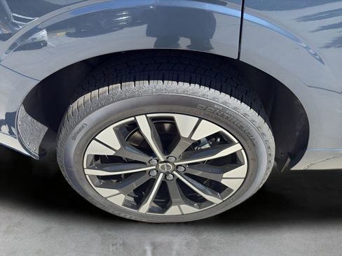 New 2026 Volvo XC60 B5 Plus w/ Protection Package Premier image 22