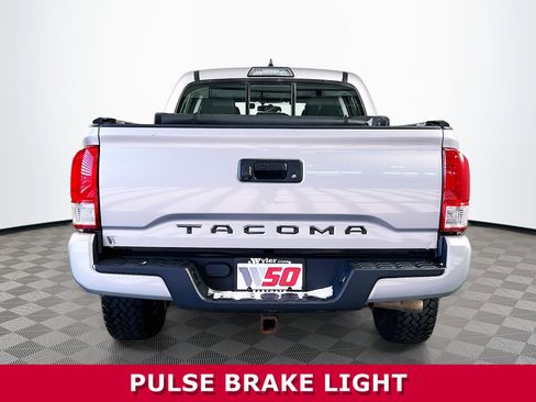 Used 2016 Toyota Tacoma SR w/ SR Convenience Package RWD image 23