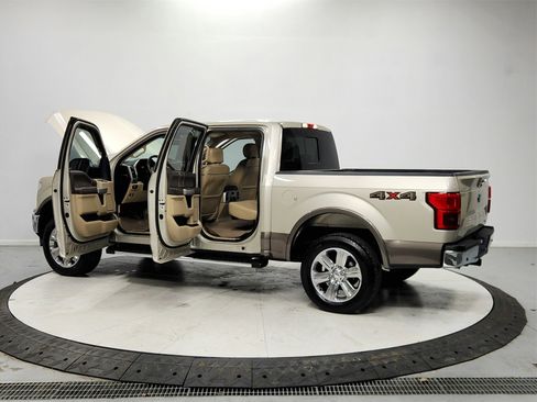 Used 2018 Ford F150 Lariat image 13