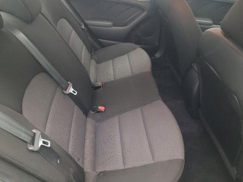 Used 2018 Kia Forte LX image 19