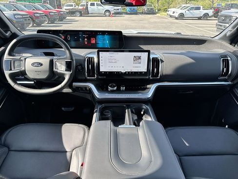 New 2026 Ford Expedition Max Platinum AWD/4WD image 10