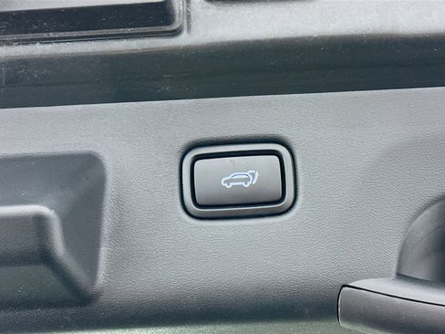 Used 2024 Kia EV6 Wind image 31