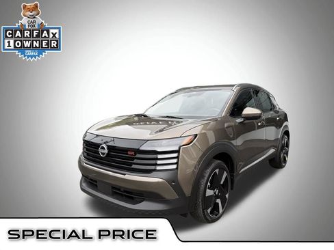 Used 2025 Nissan Kicks SR AWD/4WD image 1