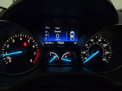 Used 2017 Ford Escape S FWD image 23