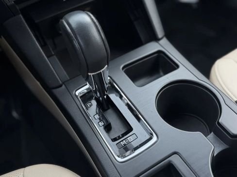Used 2019 Subaru Outback 2.5i Limited AWD/4WD image 33