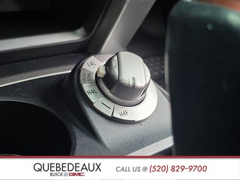 Used 2018 Toyota 4Runner Limited AWD/4WD image 22