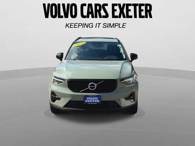 Certified 2024 Volvo XC40 B5 Plus w/ Protection Package Premier AWD/4WD image 3