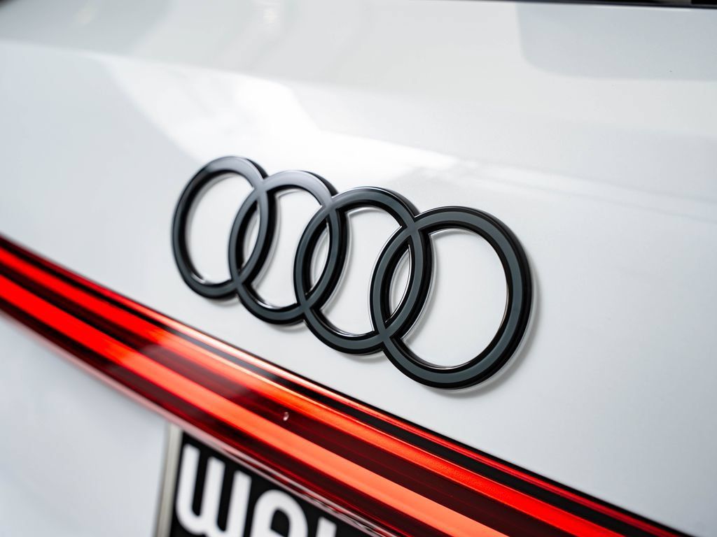 New 2026 Audi Q5 Premium Plus AWD/4WD image 18