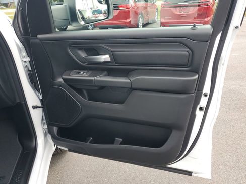 New 2025 RAM 1500 Tradesman AWD/4WD image 32