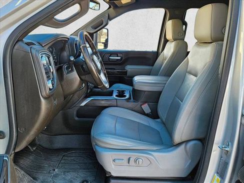 Used 2023 GMC Sierra 3500 SLT w/ SLT Convenience Package image 15