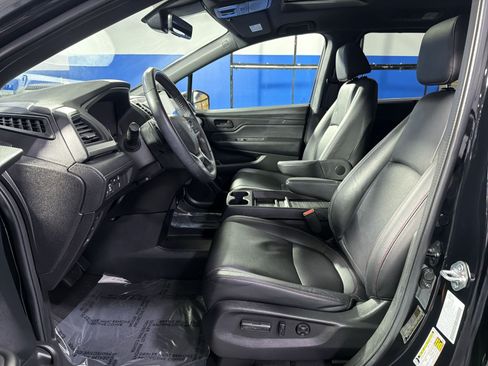 Used 2023 Honda Odyssey Sport image 32