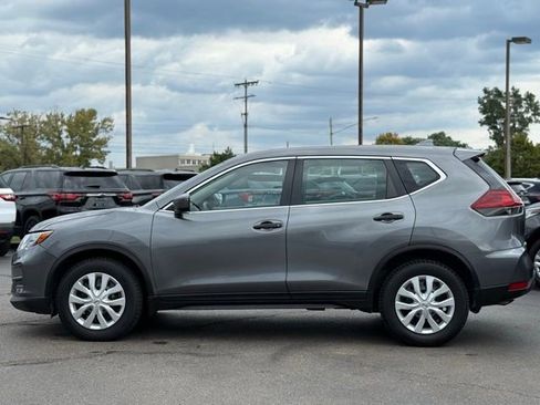 Used 2019 Nissan Rogue S image 46
