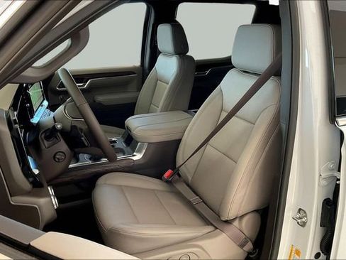 New 2026 GMC Sierra 1500 SLT w/ SLT Premium Plus Package image 10