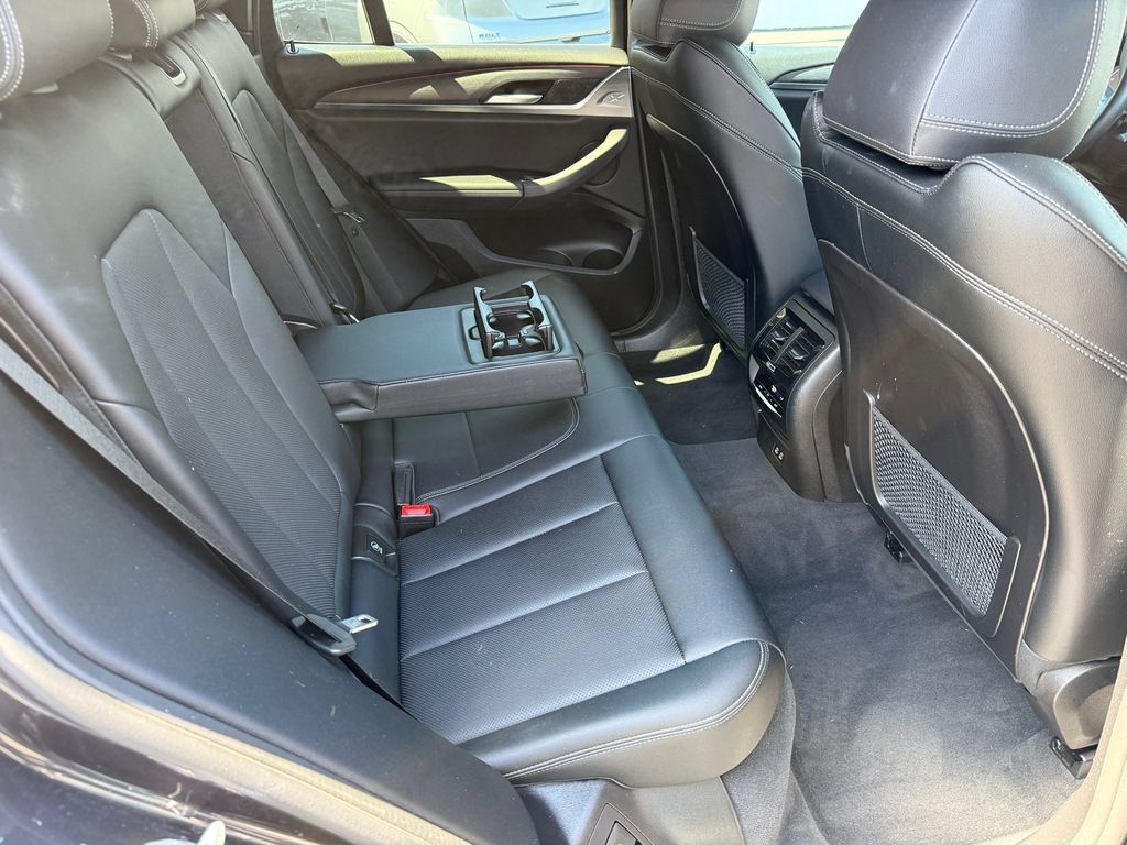 Used 2024 BMW X3 sDrive30i RWD image 18