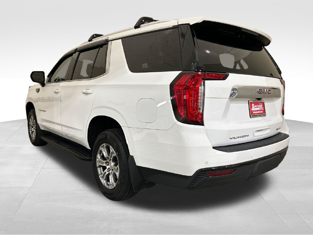Used 2022 GMC Yukon SLE w/ Gmc Pro Safety Plus Package AWD/4WD image 3