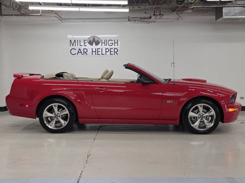 Used 2007 Ford Mustang GT Premium RWD image 7