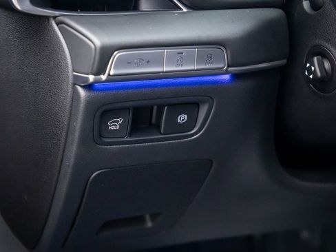 Used 2024 Genesis GV80 2.5T image 18