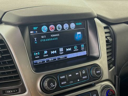 Used 2019 Chevrolet Suburban Premier AWD/4WD image 15