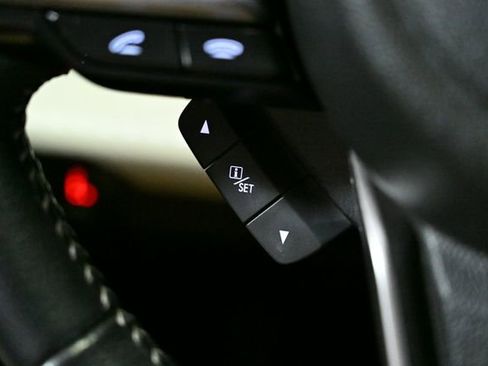 Used 2022 Subaru Ascent Premium w/ Convenience Package image 42