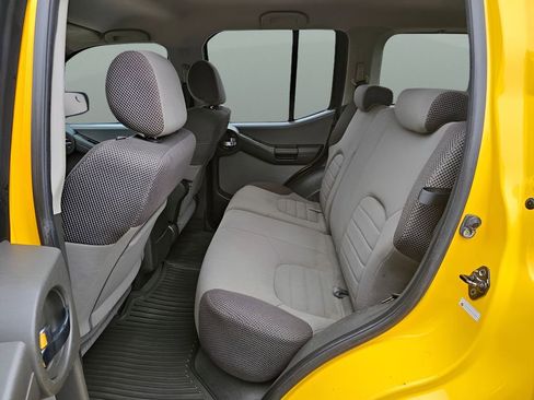 Used 2007 Nissan Xterra S w/ Side & Curtain Airbag Pkg AWD/4WD image 13