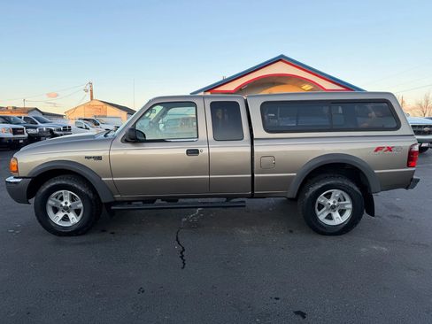 Used 2003 Ford Ranger XLT image 2