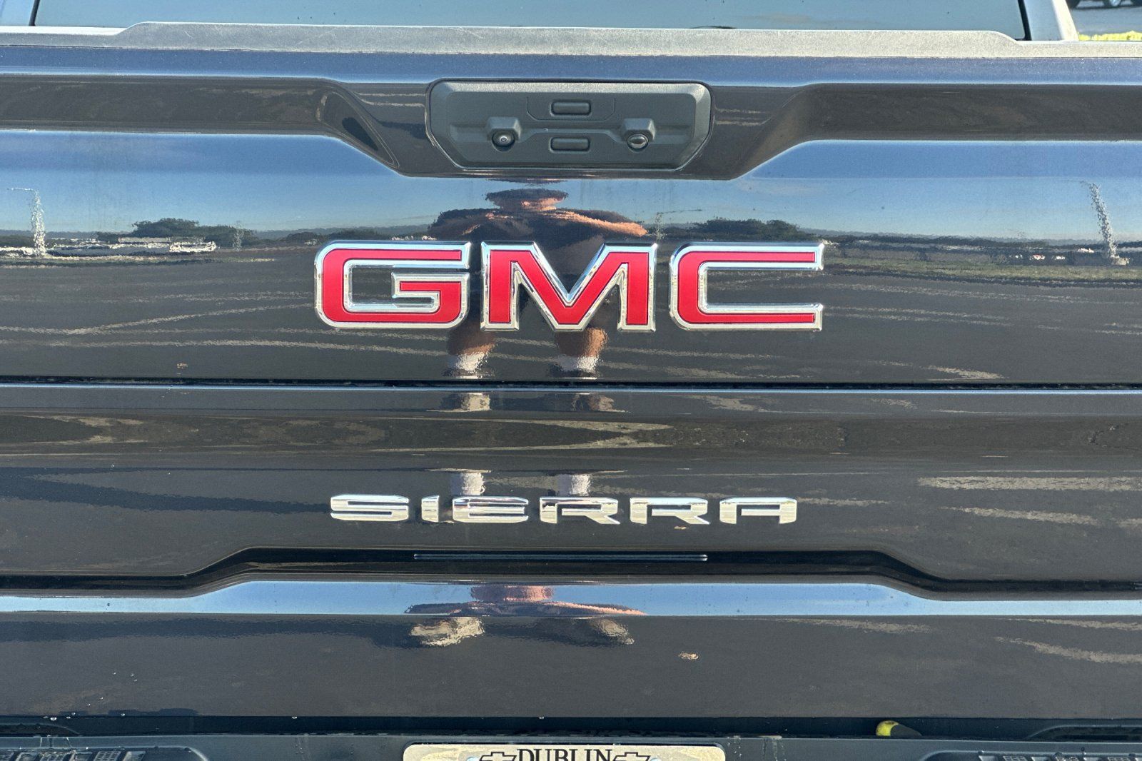 Used 2026 GMC Sierra 1500 SLT AWD/4WD image 47