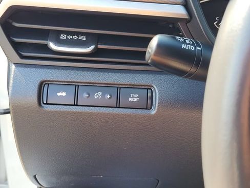 Certified 2023 Nissan Altima 2.5 SR AWD/4WD image 9
