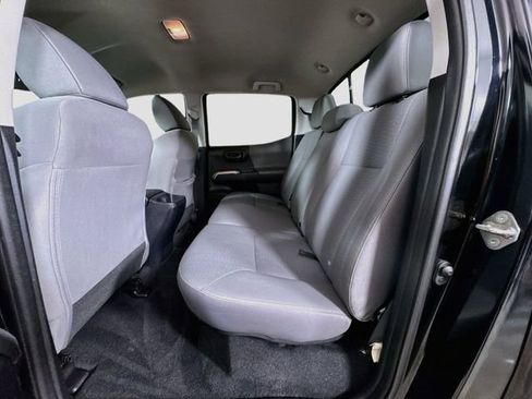 Certified 2019 Toyota Tacoma SR5 AWD/4WD image 26