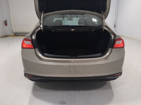 Used 2022 Chevrolet Malibu LS FWD image 29