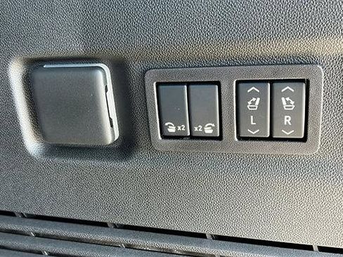 New 2026 Chevrolet Suburban LT w/ Comfort Package image 13