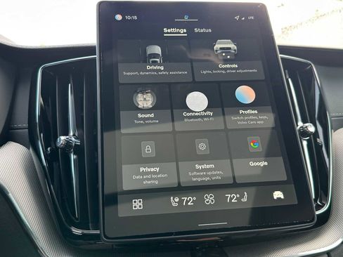 New 2026 Volvo XC60 B5 Ultra w/ Climate Package image 29