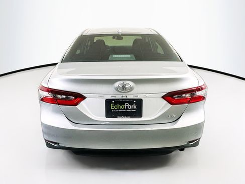 Used 2024 Toyota Camry LE w/ Convenience Package image 7