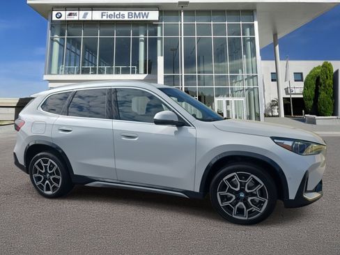 Used 2025 BMW X1 xDrive28i image 1