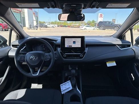 Used 2026 Toyota Corolla SE FWD image 16