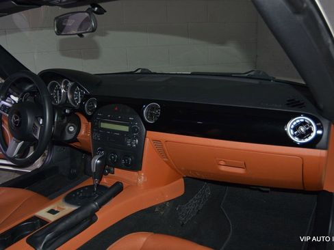 Used 2006 MAZDA MX-5 Miata Grand Touring image 10
