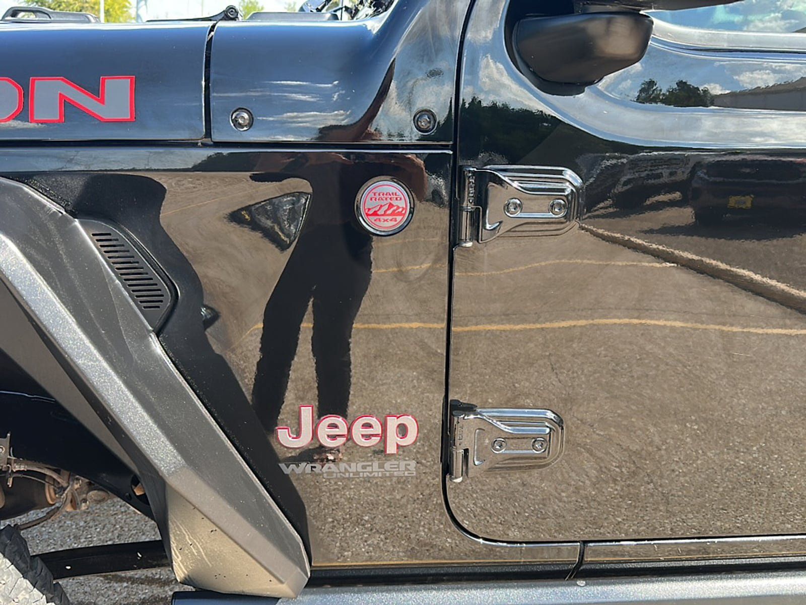 Used 2018 Jeep Wrangler Unlimited Rubicon AWD/4WD image 38