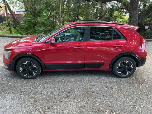 Used 2023 Kia Niro Wind FWD image 24