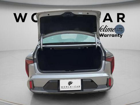 New 2025 Kia K4 GT-Line Turbo w/ GT-Line Premium Package FWD image 9